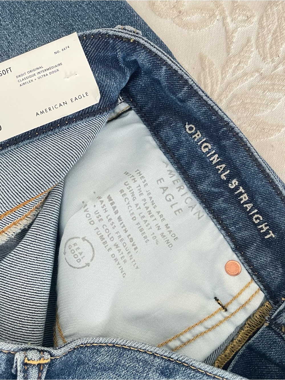 American Eagle Outfitters Women's Medium Blue Denim Jeans - New American Eagle - Picture 5 of 9